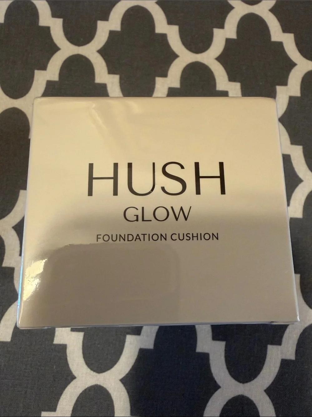 HUSH Glow Foundation Cushion - Ivory Shade
